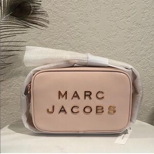 NWT Marc Jacobs Peach Whip Shoulder Crossbody Bag with gold accents